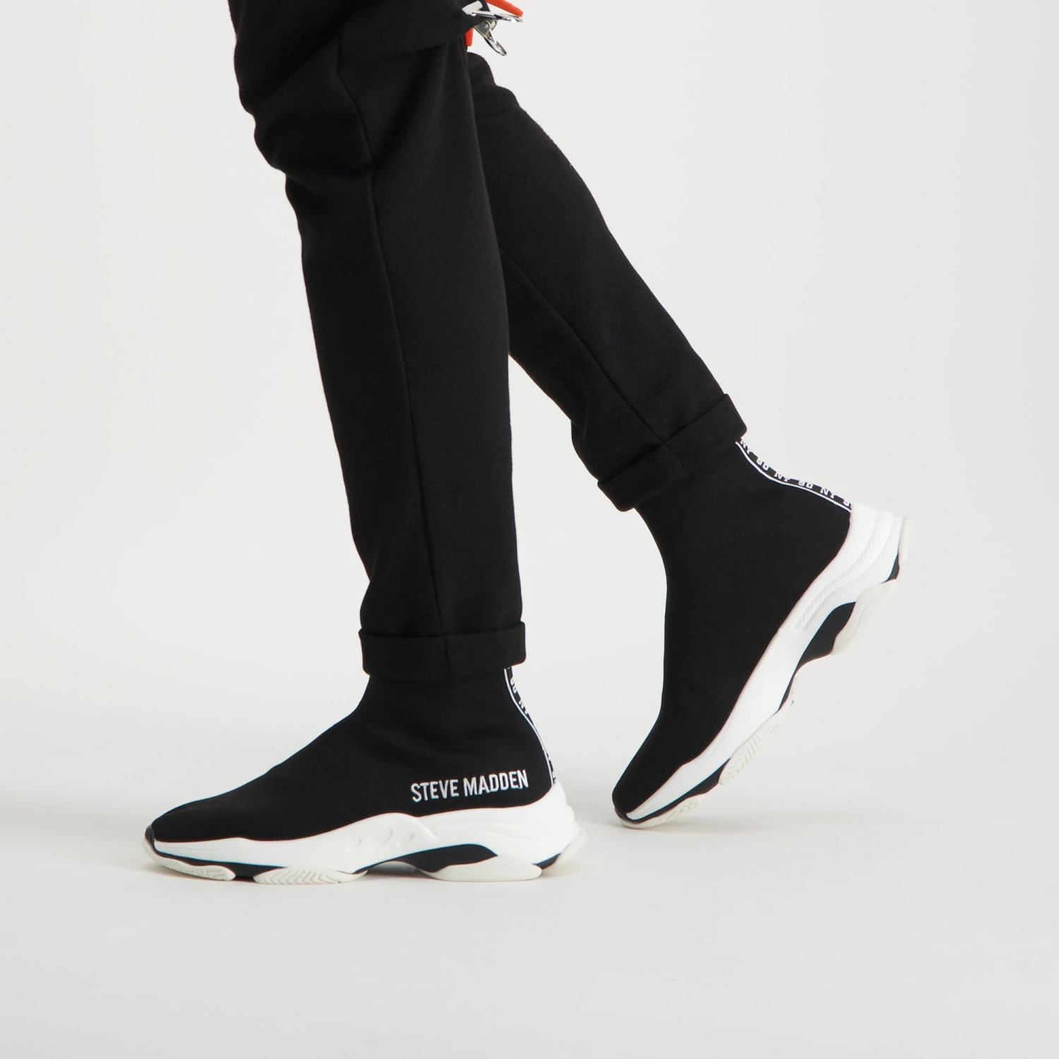 Masterr Sneaker BLACK/WHTE 4 Masterr Sneaker BLACK/WHTE – Image 2