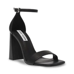 Steve Madden Airy Sandal BLACK LEATHER -Steve Madden Magasin SM19000021 03001 017 02