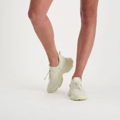 Steve Madden Match Sneaker PALE YELLOW -Steve Madden Magasin matchbone stevemadden TIFF 1